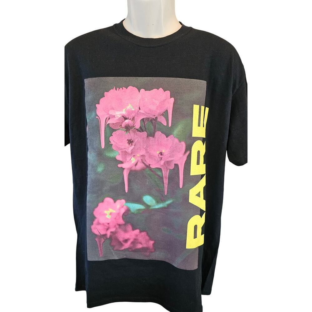 NWT RARE spell out graphic shirt individuality L y2k statement shirt different